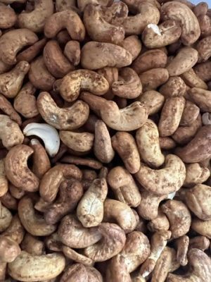 Noix de cajou au piment de Cayenne par 200 grammes.