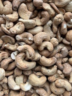 Noix de cajou grillées au goût de pizza par 200 grammes.